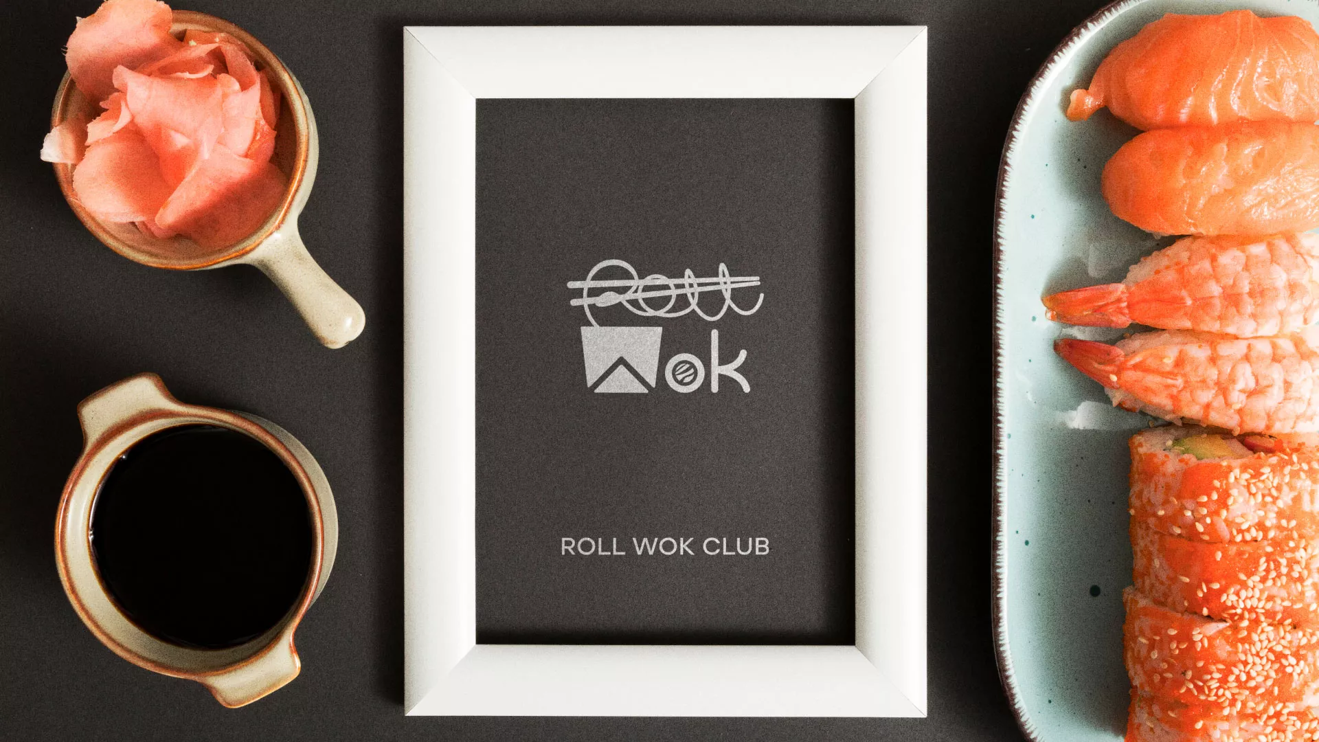 Разработка логотипа суши-бара «Roll Wok Club» в Тулуне