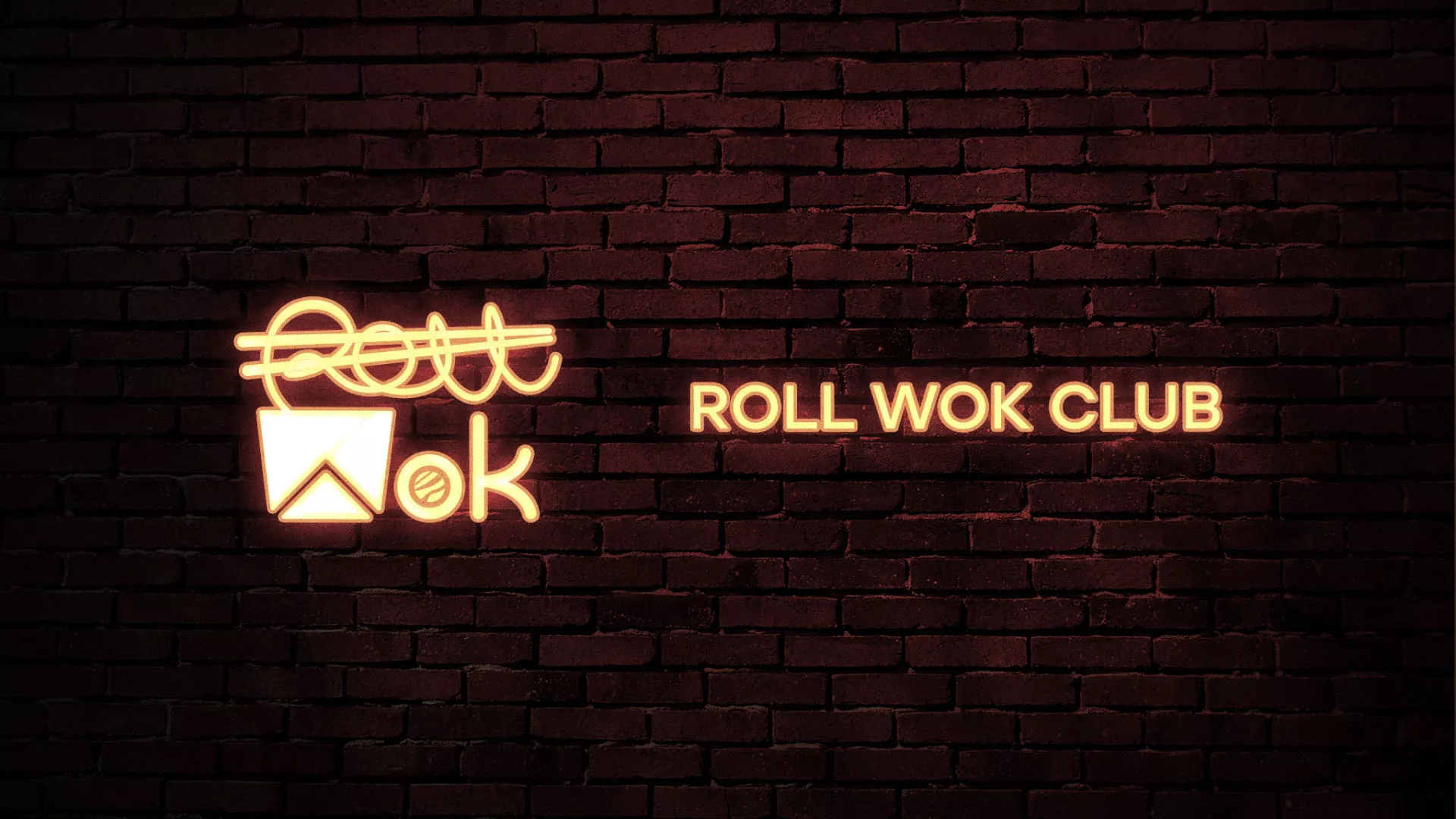 Разработка логотипа суши-бара «Roll Wok Club» в Тулуне